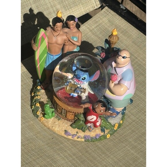 Disney Exclusive Lilo & Stitch as Elvis Musical Snow Globe Aloha Authentic - Picture 3 of 8